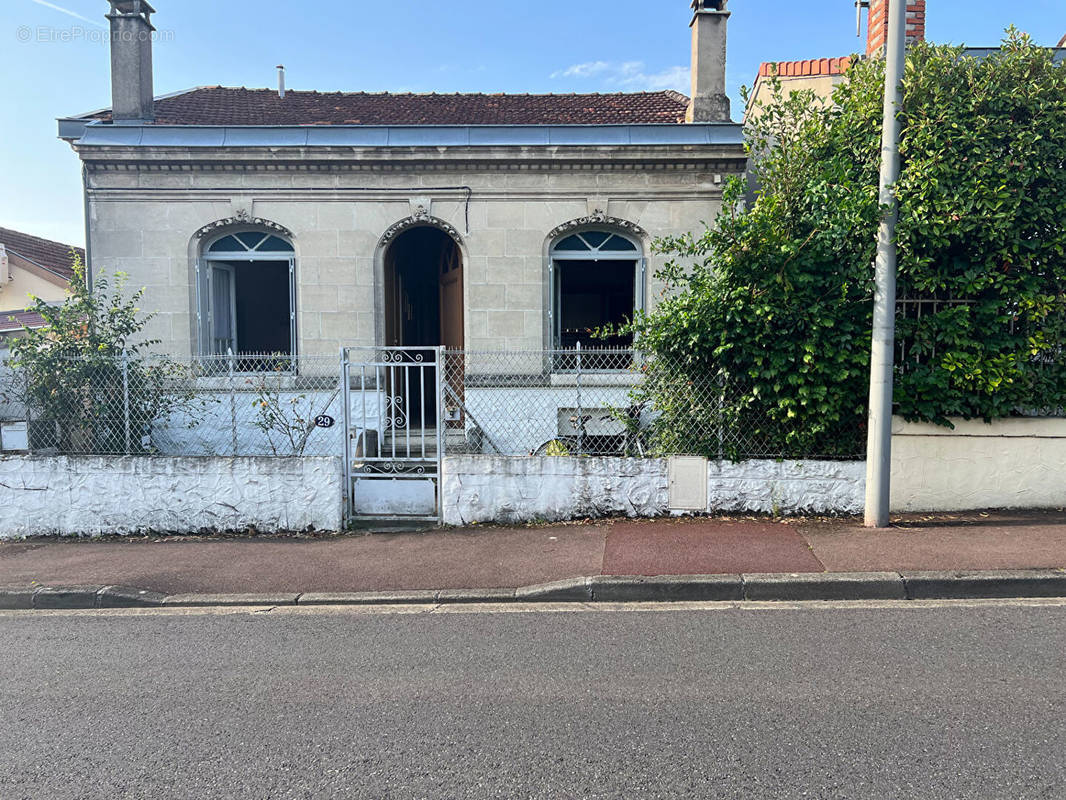 Maison à LE BOUSCAT