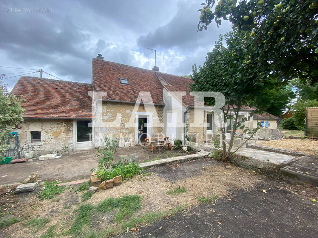 Maison à MAUVES-SUR-HUISNE