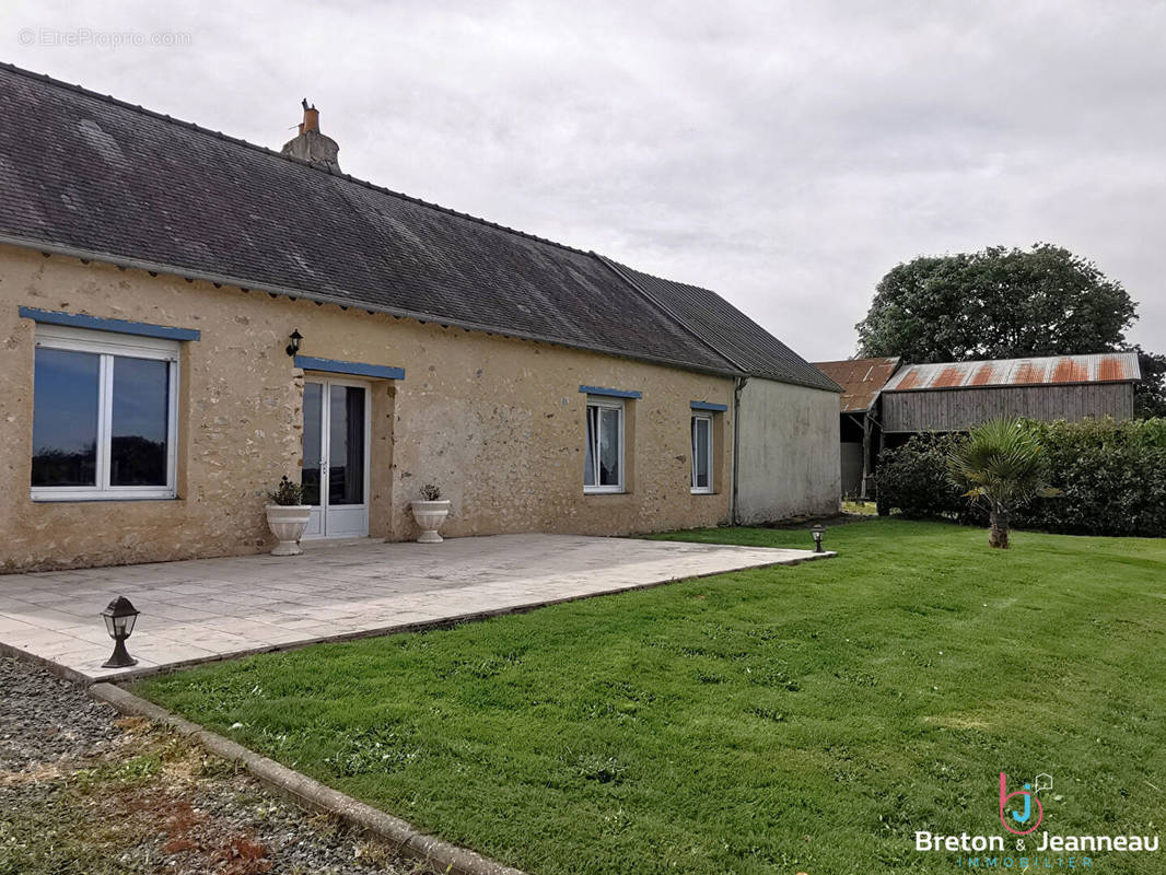 Maison à SAINT-PIERRE-SUR-ORTHE