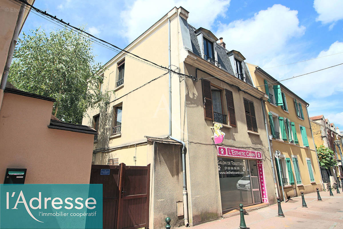 Appartement à SAVIGNY-SUR-ORGE