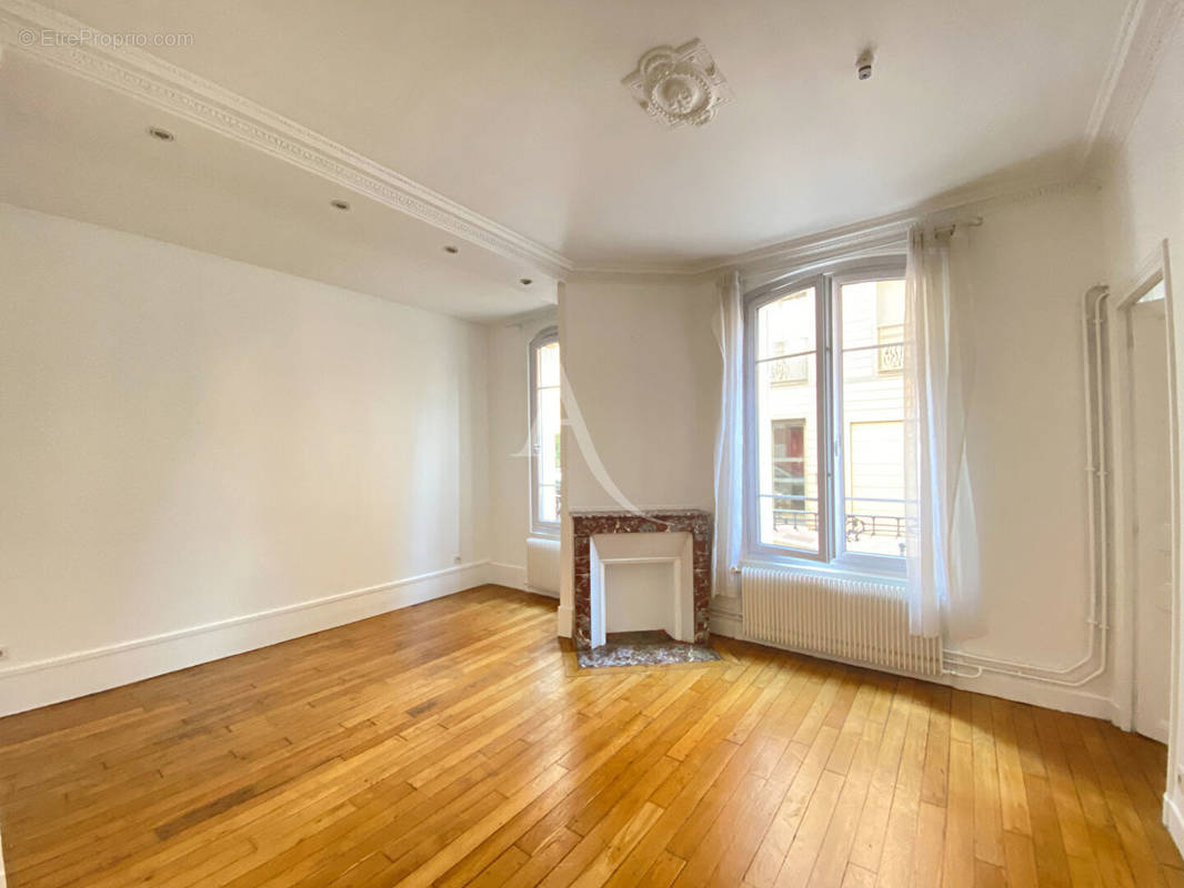 Appartement à ASNIERES-SUR-SEINE