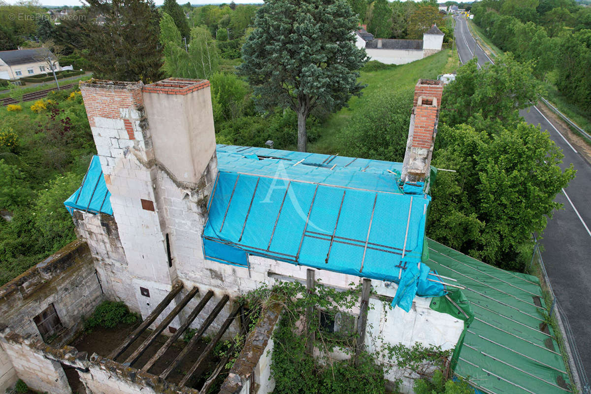 Maison à LA MENITRE