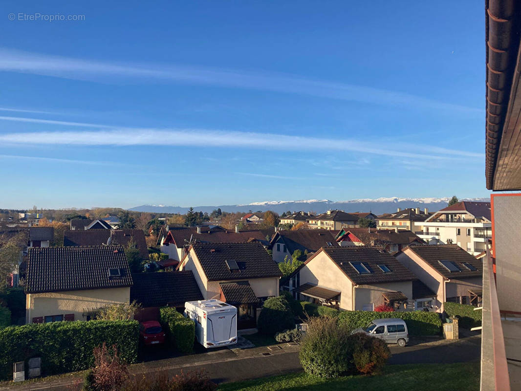 Appartement à DOUVAINE