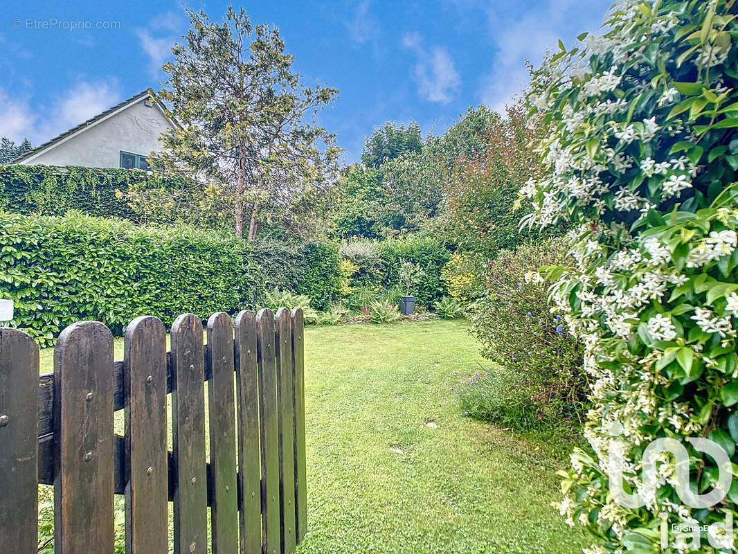 Photo 1 - Maison à CONCHES-SUR-GONDOIRE