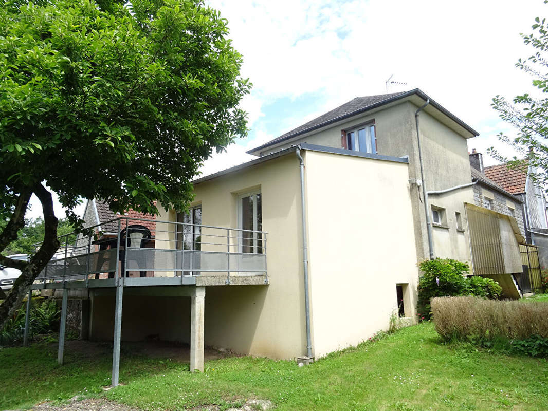 Maison à LE NEUFBOURG