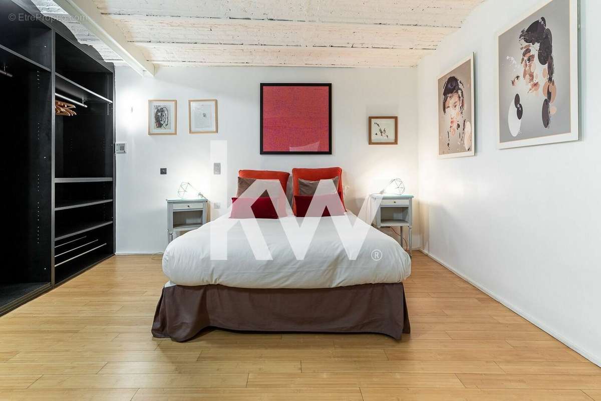 Appartement à PARIS-11E