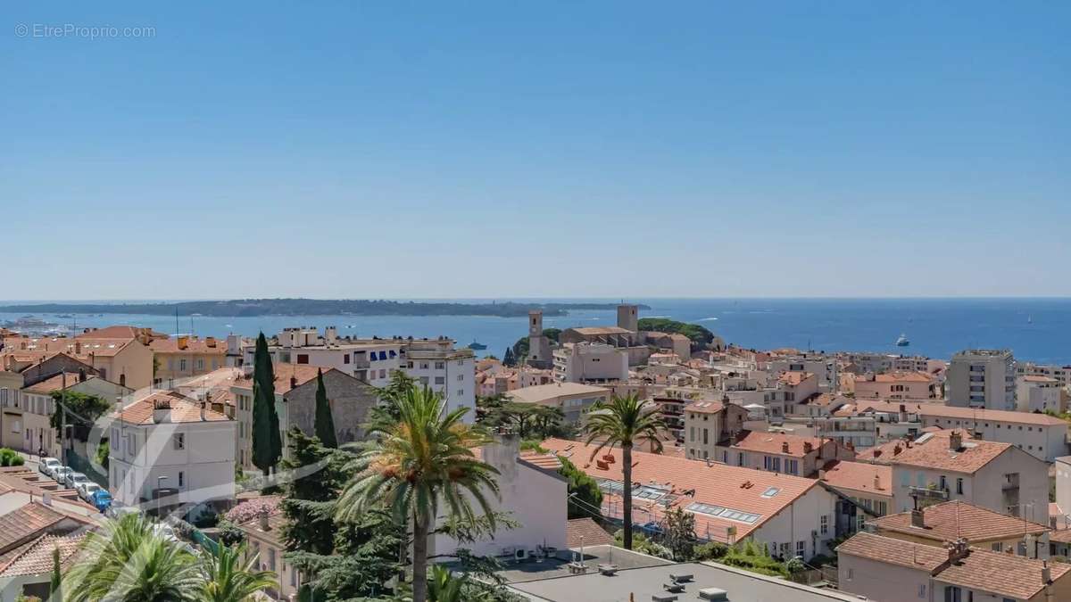 Appartement à CANNES