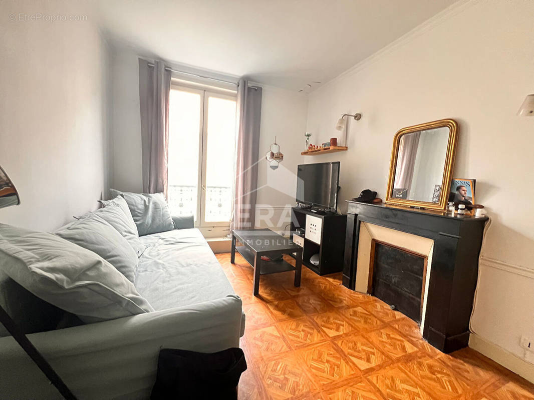 Appartement à PARIS-11E