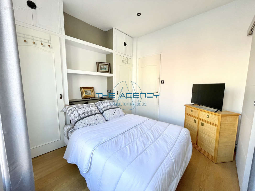 Appartement à MARSEILLE-2E