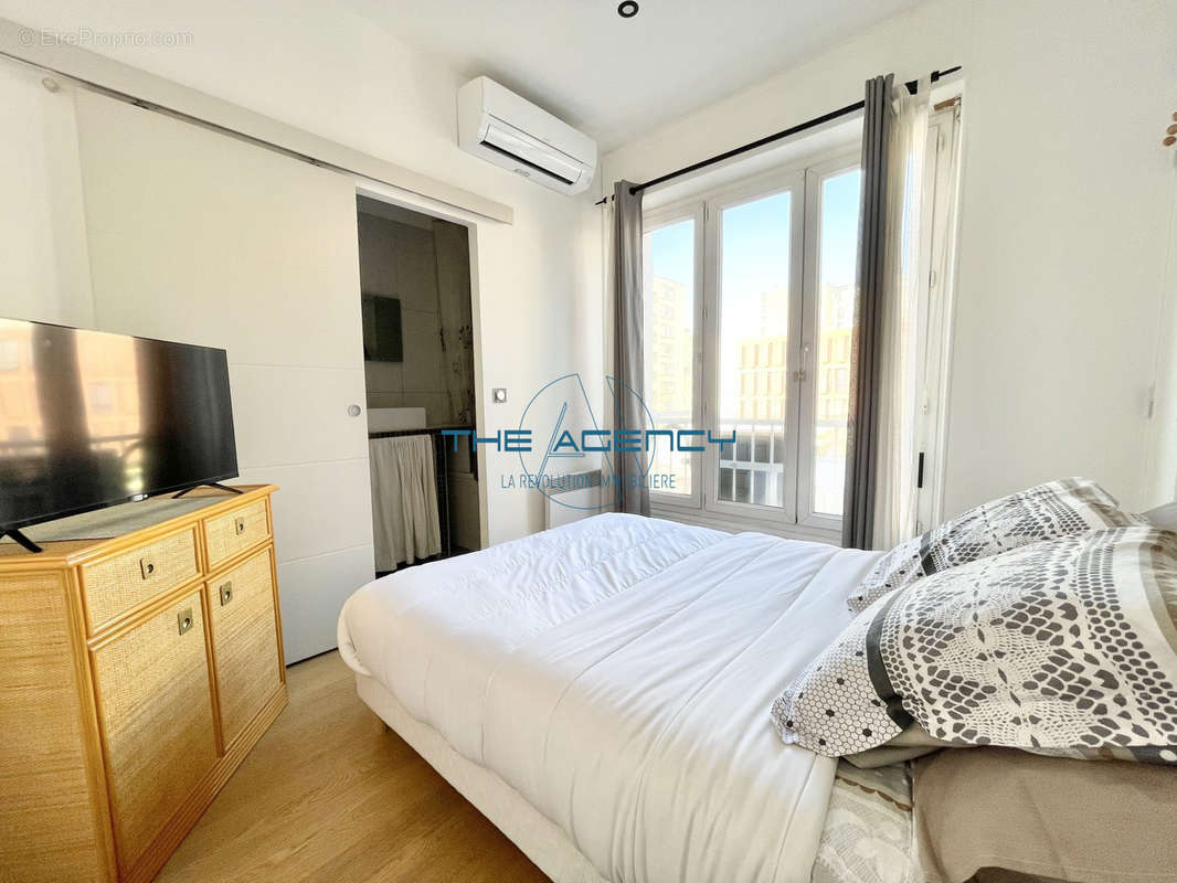 Appartement à MARSEILLE-2E