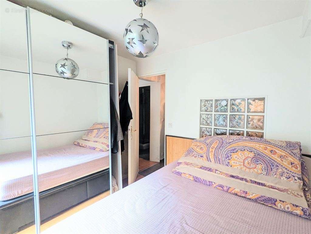 Appartement à PARIS-10E