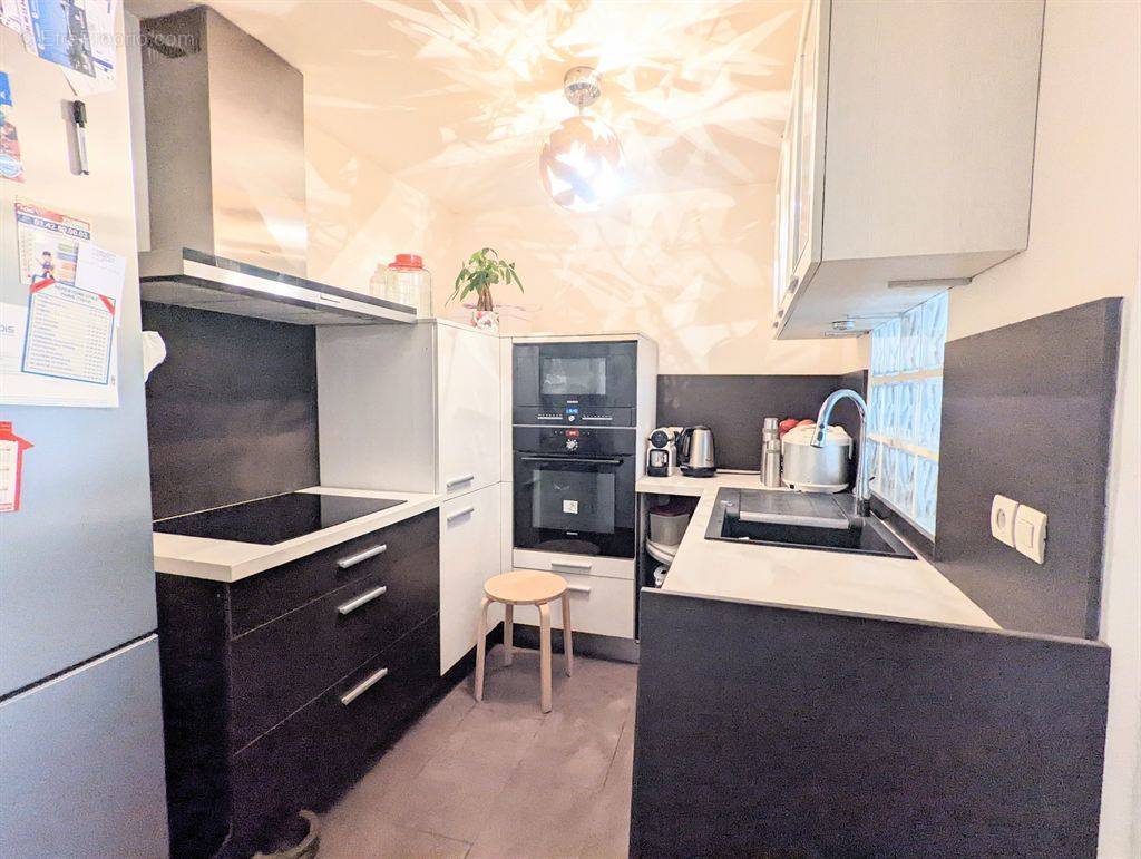 Appartement à PARIS-10E