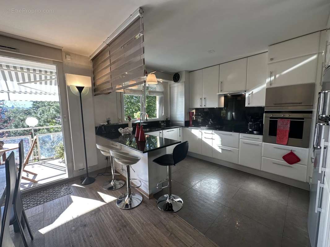 Appartement à AIX-LES-BAINS