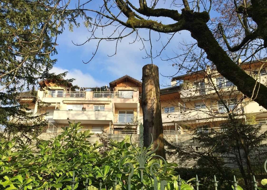 Appartement à AIX-LES-BAINS