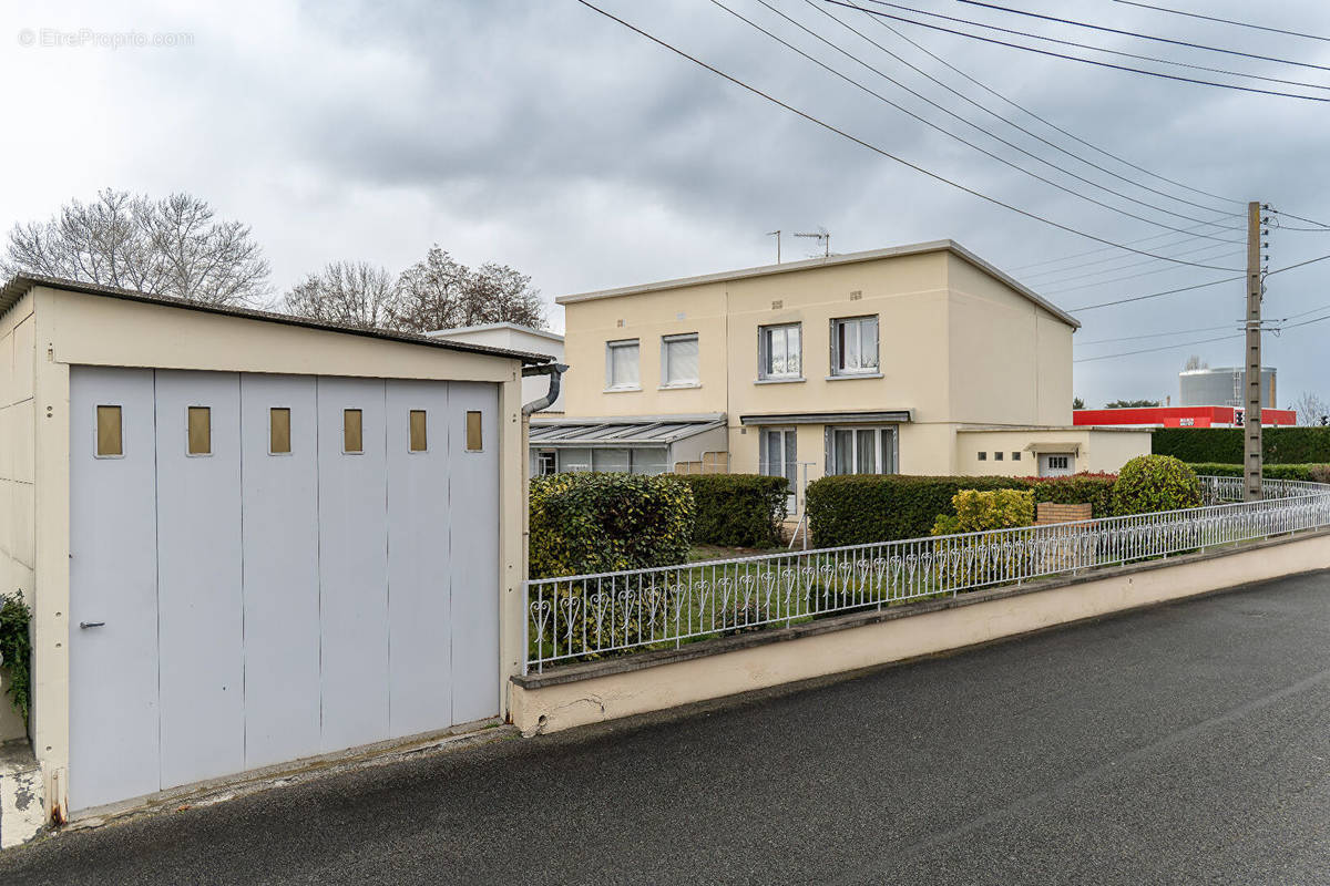 Maison à LEMPDES