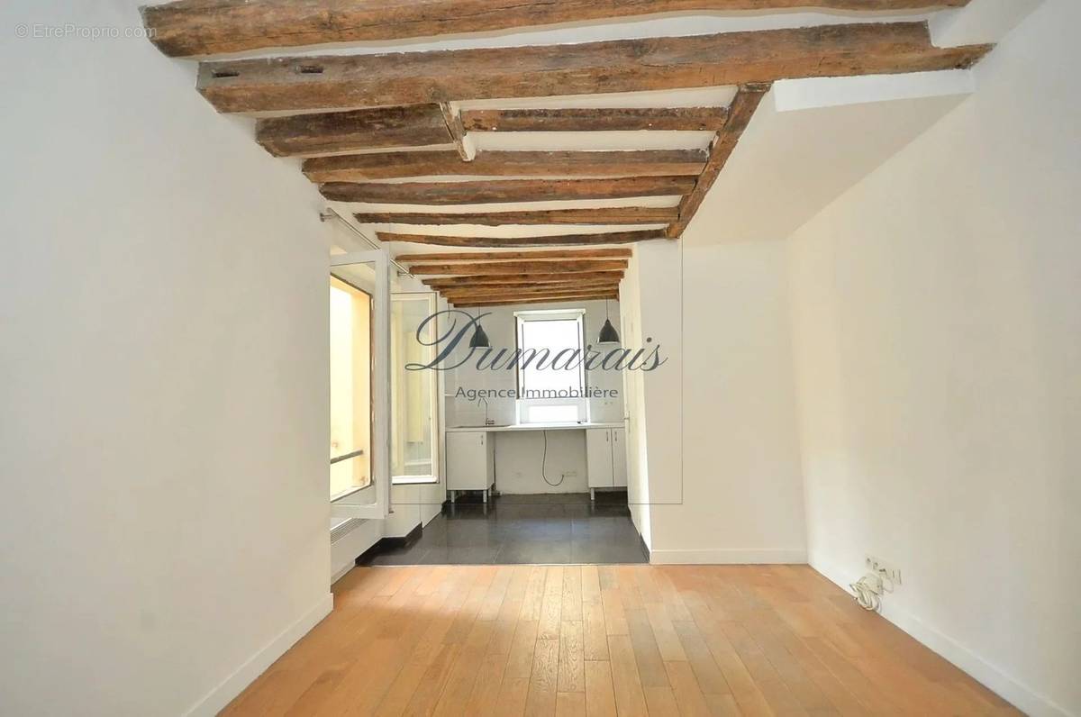 Appartement à PARIS-4E