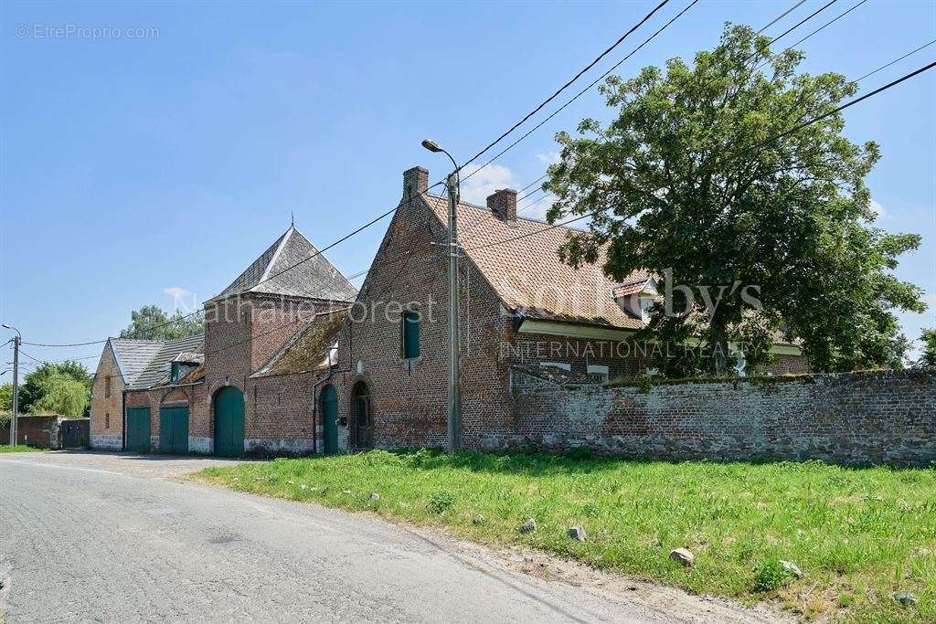 Maison à SAINT-AMAND-LES-EAUX