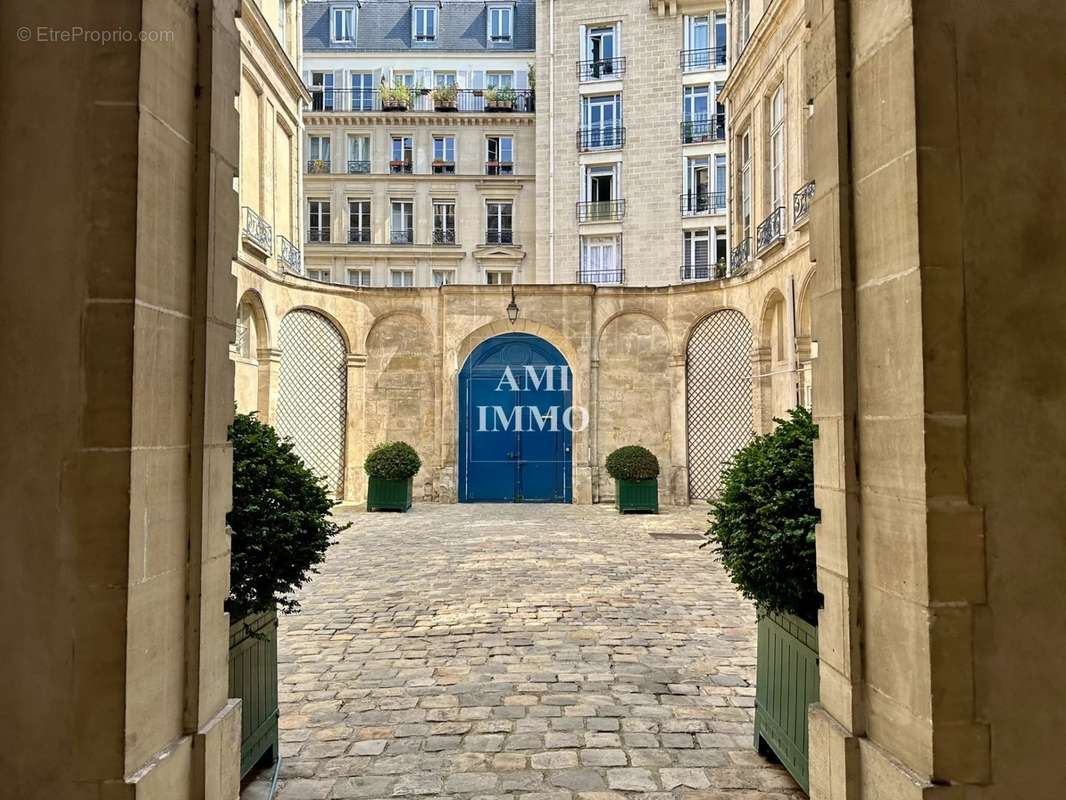 Parking à PARIS-3E