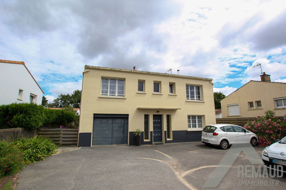 Maison à AIZENAY