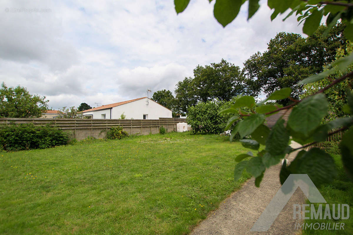 Maison à AIZENAY