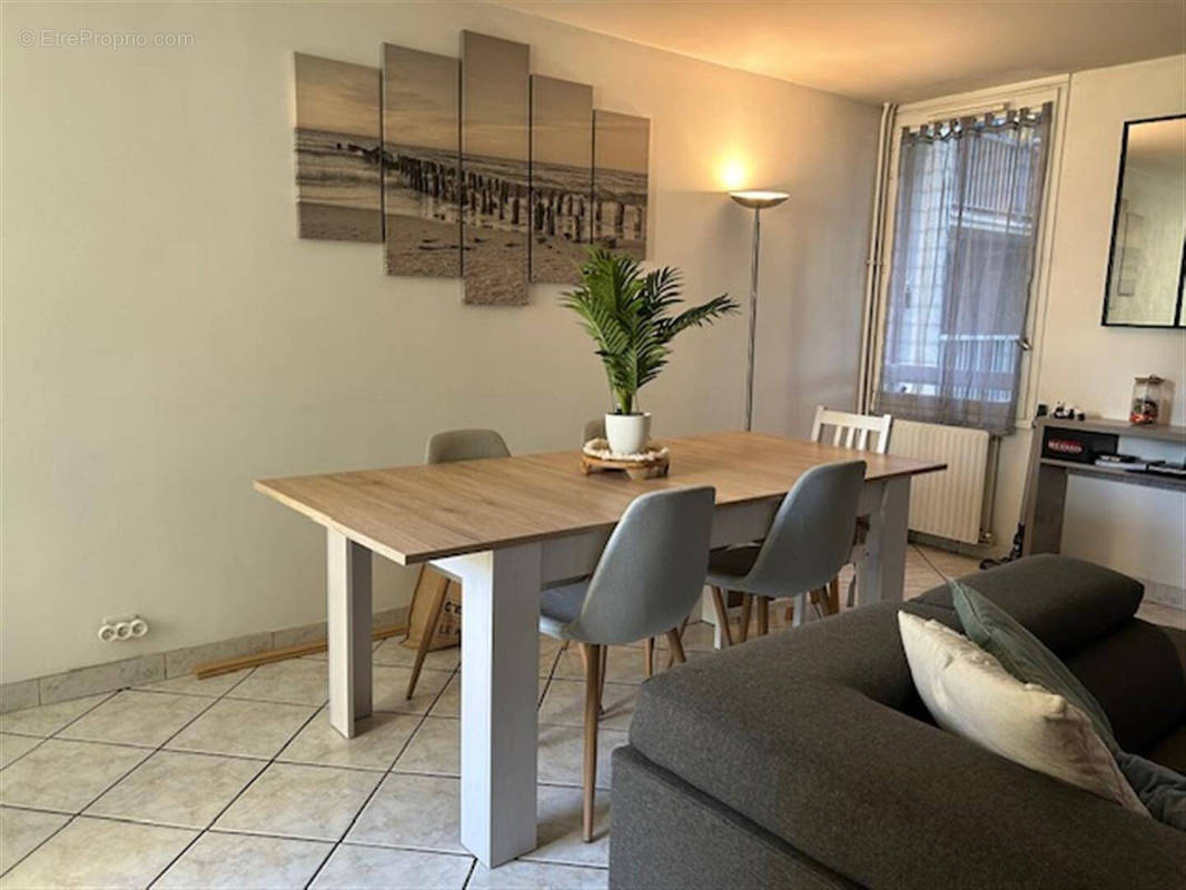 Appartement à ROISSY-EN-BRIE