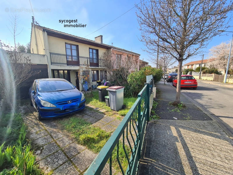 Maison à BOBIGNY