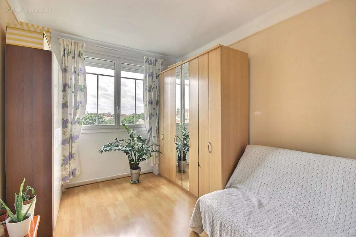 Appartement à BOIS-COLOMBES