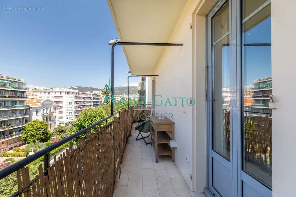 Appartement à NICE