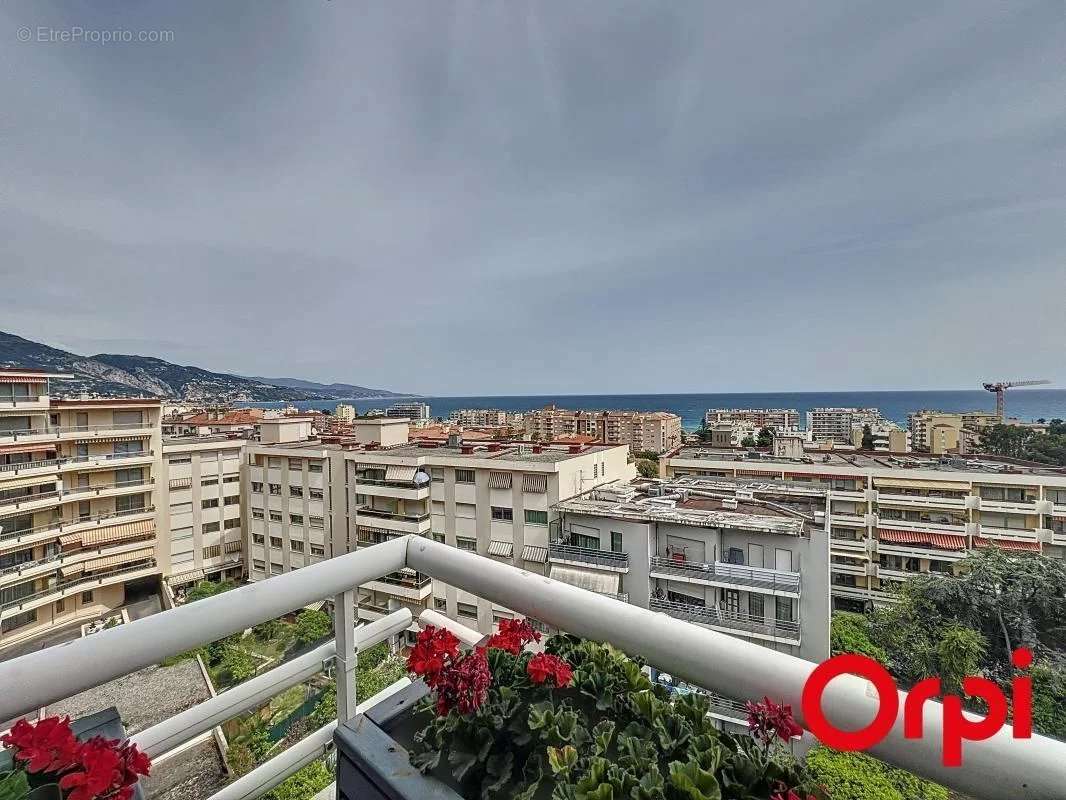 Appartement à ROQUEBRUNE-CAP-MARTIN