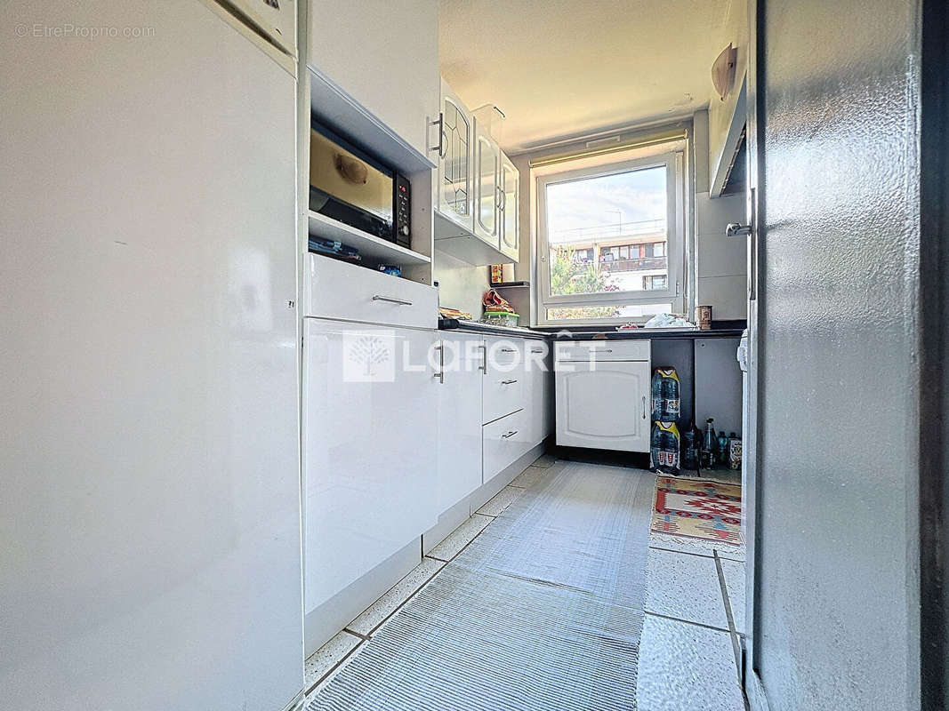 Appartement à CLICHY-SOUS-BOIS