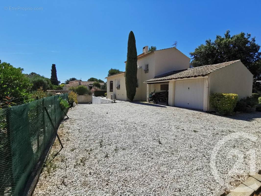 Maison à SIX-FOURS-LES-PLAGES