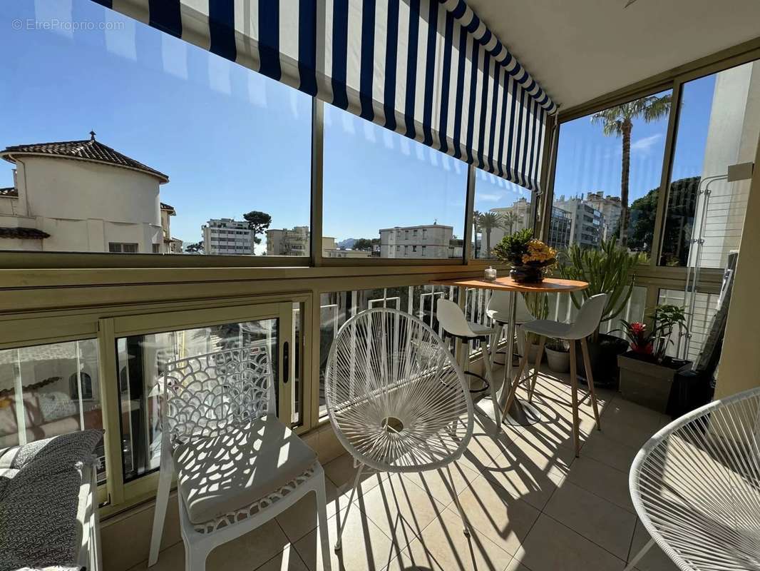 Appartement à CANNES