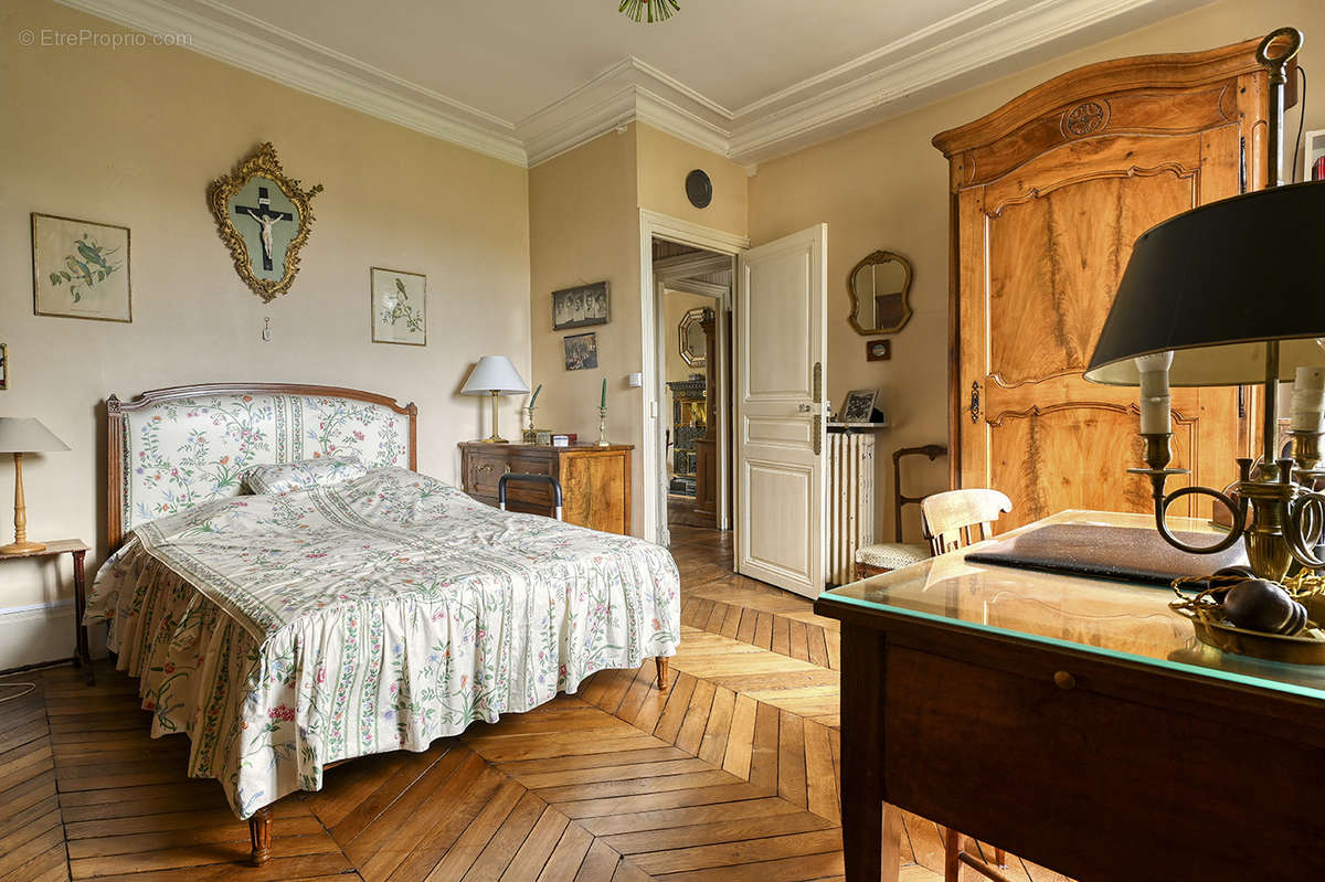 Appartement à VERSAILLES