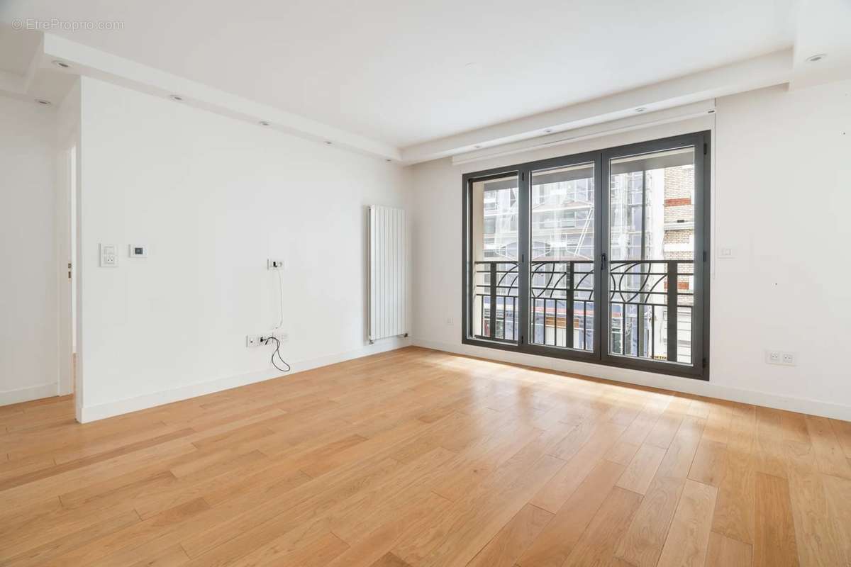 Appartement à LEVALLOIS-PERRET