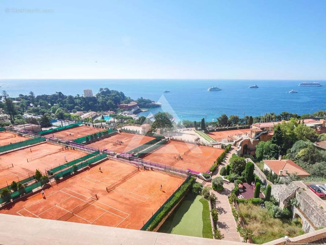 Appartement à ROQUEBRUNE-CAP-MARTIN