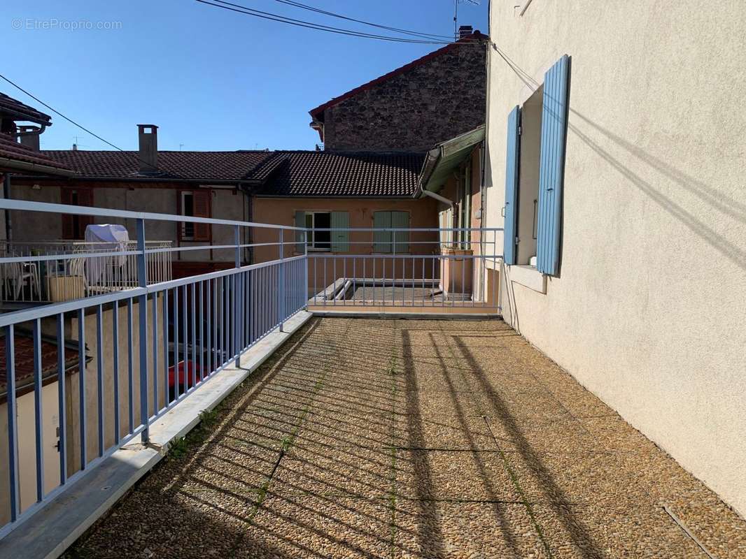 Appartement à ROMANS-SUR-ISERE