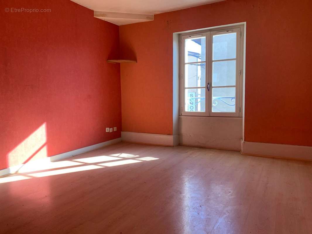 Appartement à ROMANS-SUR-ISERE