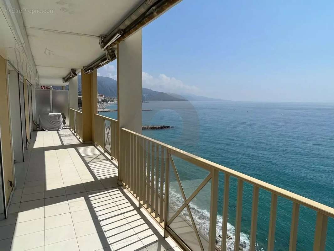 Appartement à MENTON