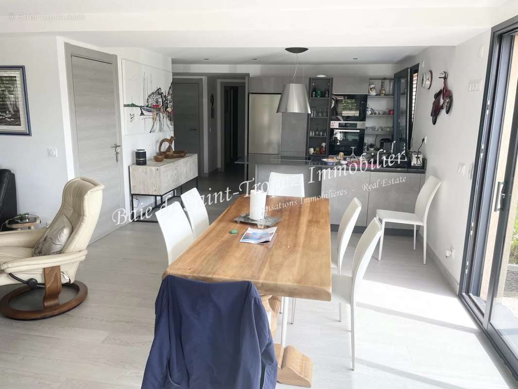 Appartement à SAINT-TROPEZ