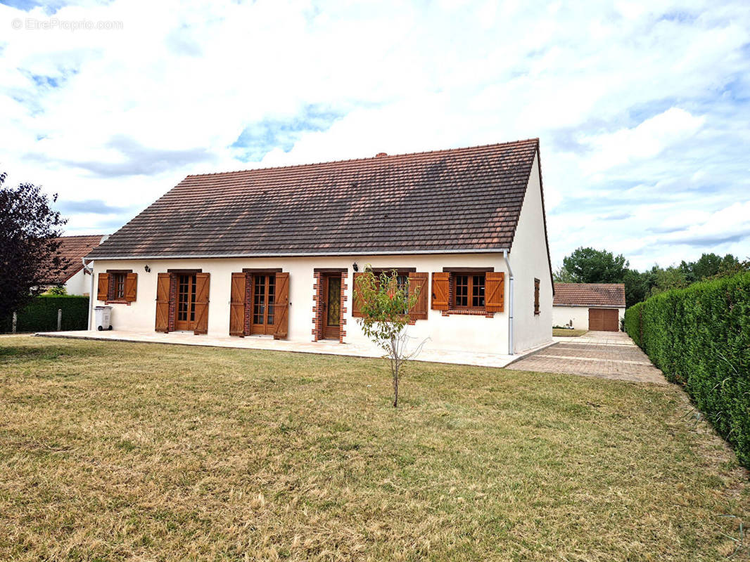 Maison à SELLES-SUR-CHER