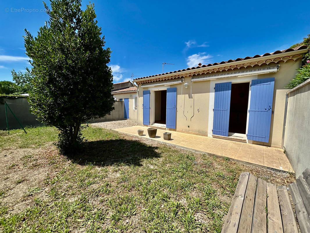 Maison à L&#039;ISLE-SUR-LA-SORGUE