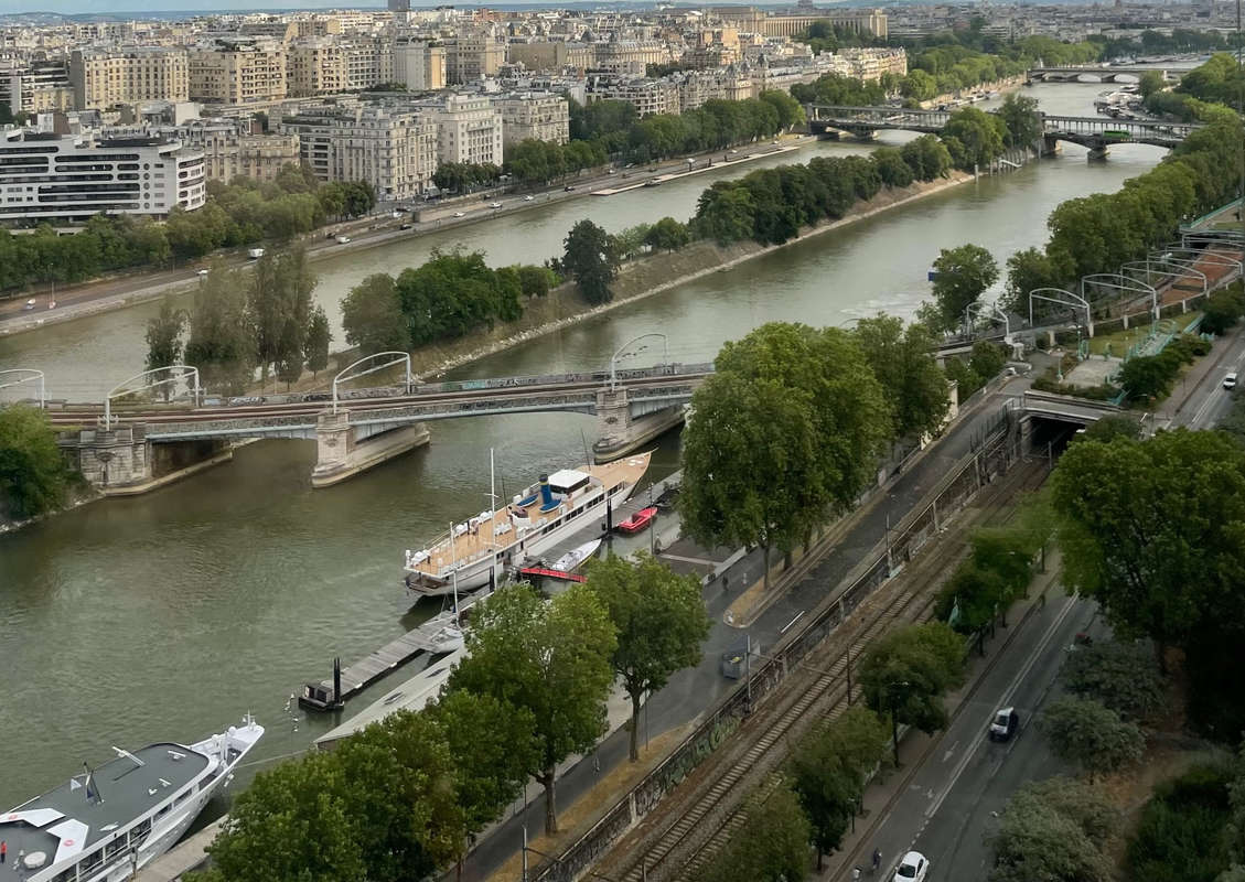 Appartement à PARIS-15E