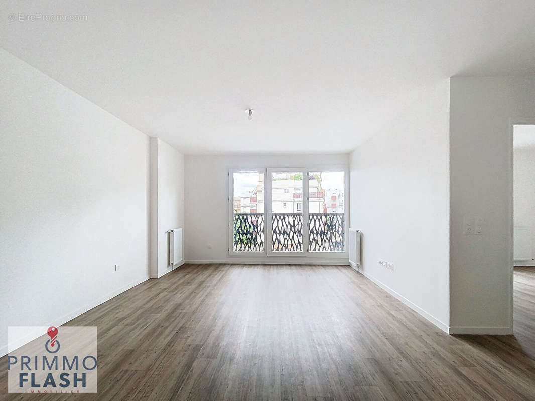 Appartement à AUBERVILLIERS