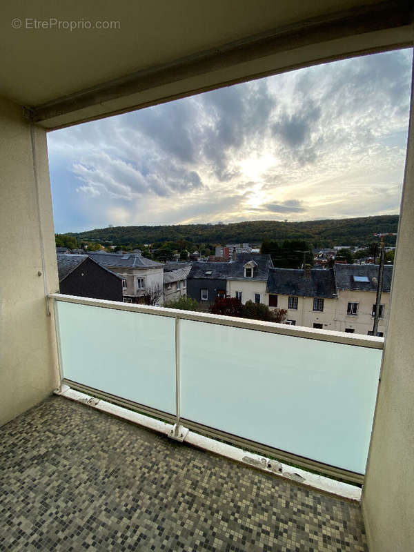 Appartement à DEVILLE-LES-ROUEN