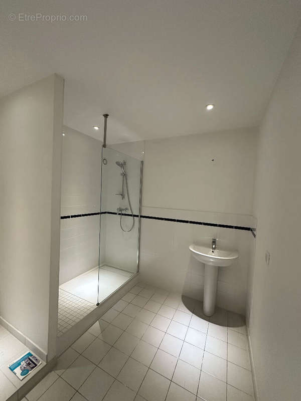 Appartement à DEVILLE-LES-ROUEN