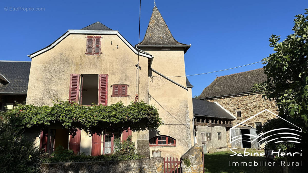 Maison à SAUVETERRE-DE-ROUERGUE