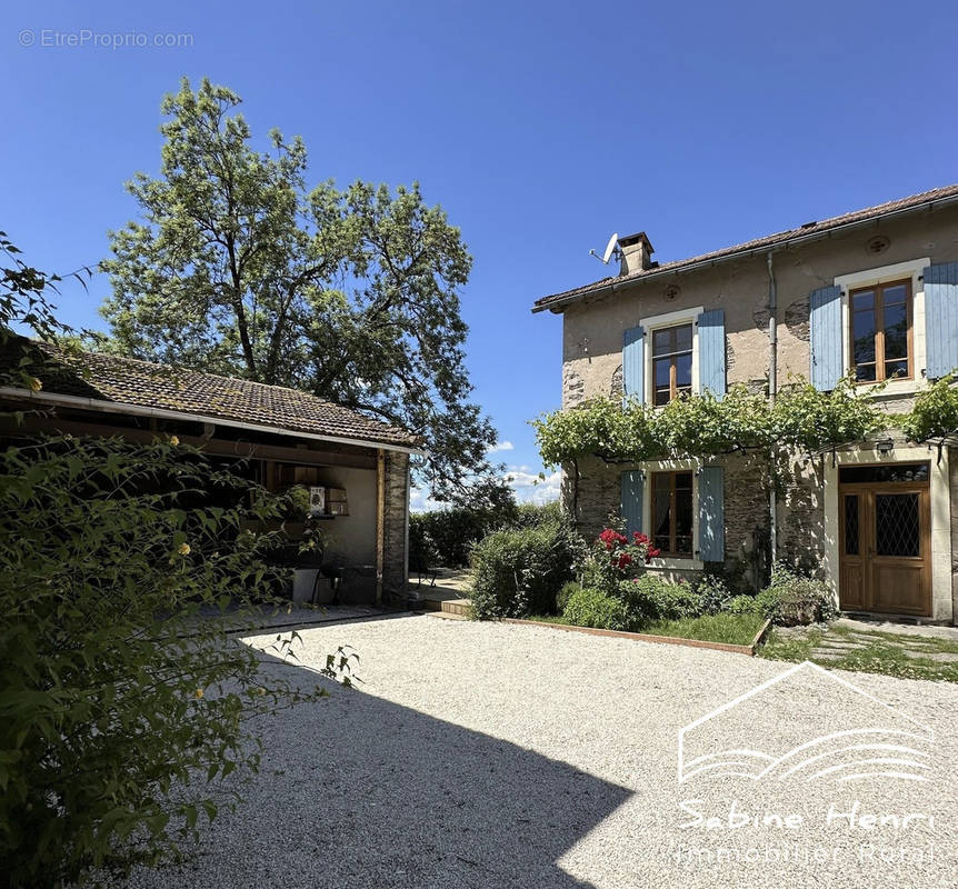 Maison à MIRANDOL-BOURGNOUNAC