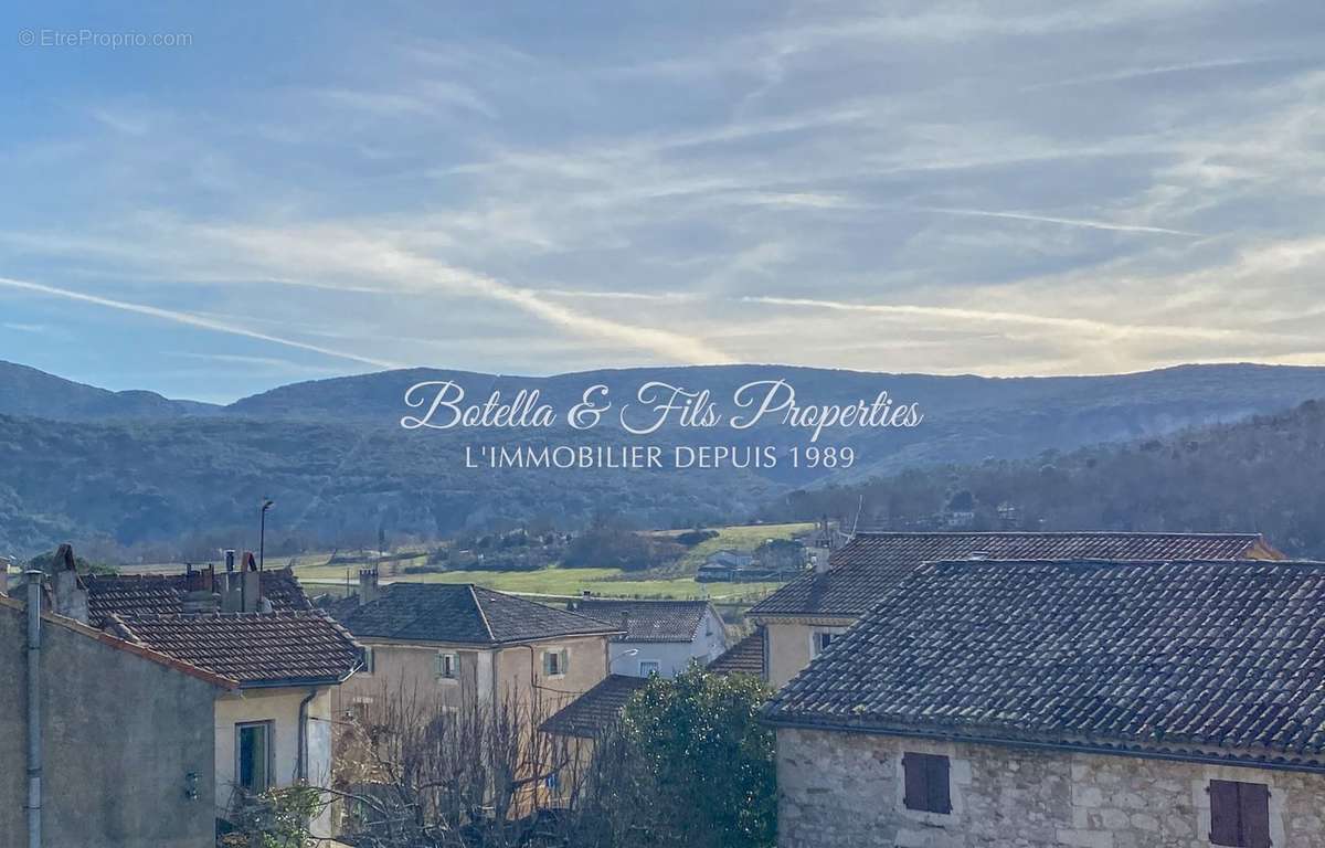 Appartement à VALLON-PONT-D&#039;ARC