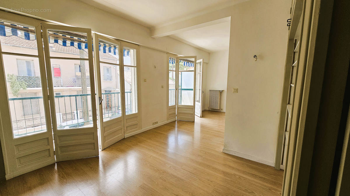 Appartement à NIMES