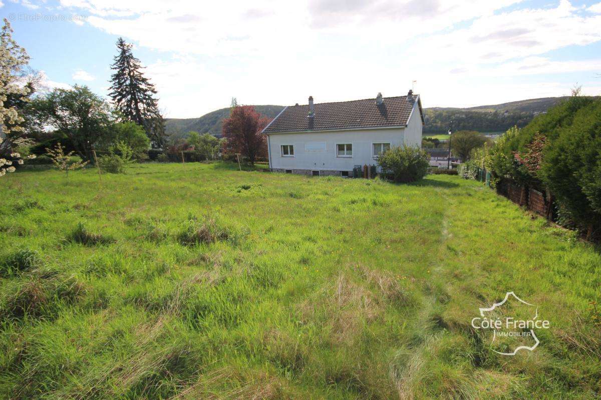 Maison à VIREUX-WALLERAND